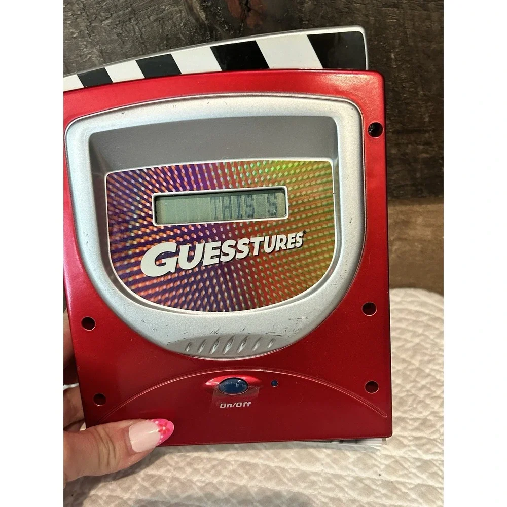Guesstures Electronic Handheld Charades Game 2 Sided Display Hasbro 2005 -Tested